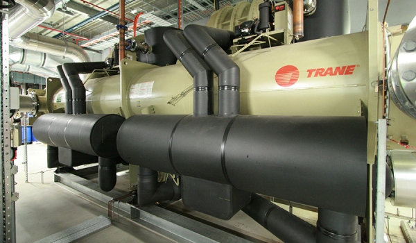 Chillers | Trane | CDHG