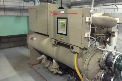 Chillers | Trane | RTHB